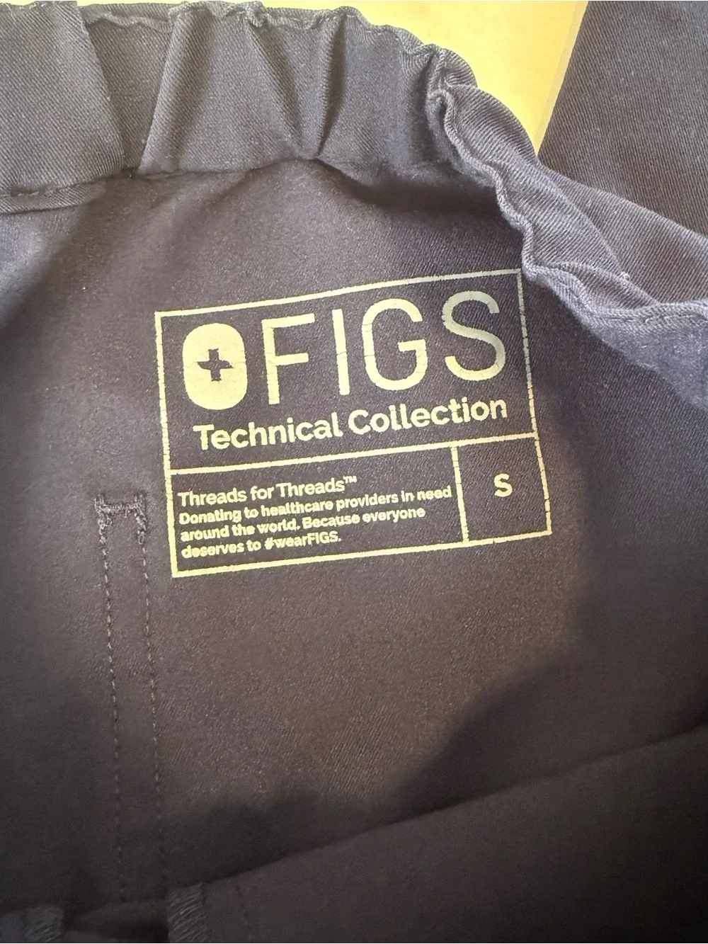 FIGS Navy Pisco Scrub Pants Small